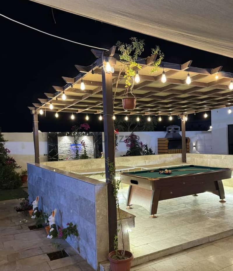 Covered outdoor pool table